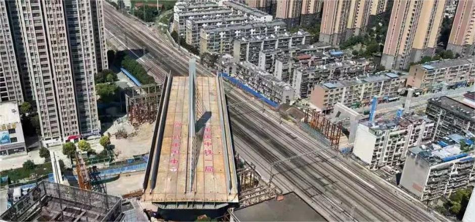 襄阳市绕城高速南段上跨焦柳铁路立交桥